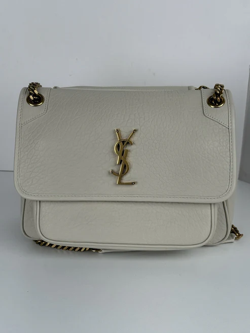 Saint Laurent Niki Medium Leather Shoulder Bag in Crema Soft - Image 9