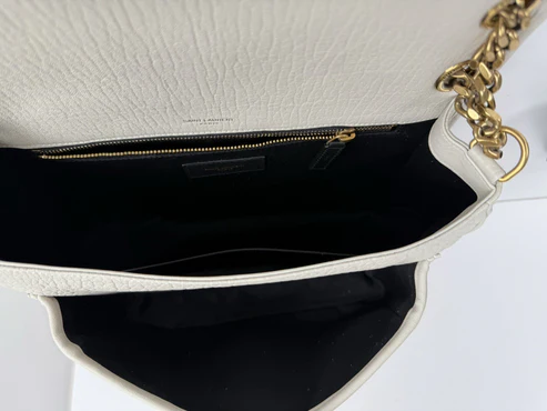 Saint Laurent Niki Medium Leather Shoulder Bag in Crema Soft - Image 12