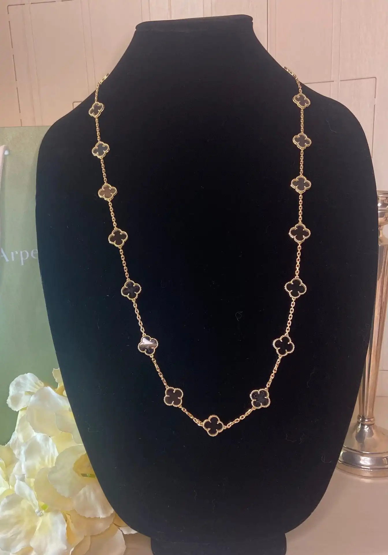 Van Cleef & Arpels Rock Crystal Vintage Alhambra 18KT Yellow Gold Necklace